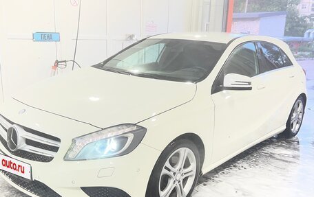 Mercedes-Benz A-Класс, 2014 год, 1 240 000 рублей, 3 фотография