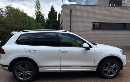Volkswagen Touareg III, 2015 год, 2 300 800 рублей, 18 фотография