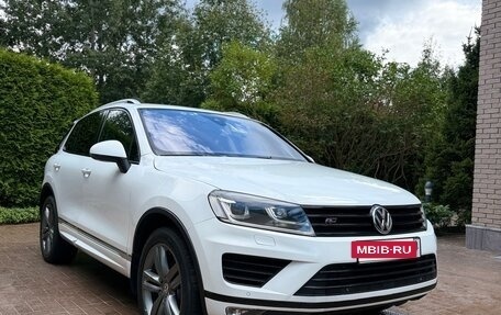 Volkswagen Touareg III, 2015 год, 2 300 800 рублей, 22 фотография