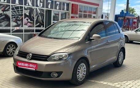 Volkswagen Golf Plus II, 2011 год, 670 000 рублей, 4 фотография