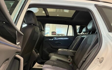 Volkswagen Tiguan, 2026 год, 4 750 000 рублей, 34 фотография
