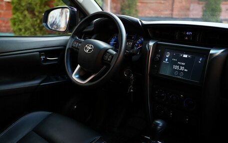 Toyota Fortuner II, 2022 год, 4 600 000 рублей, 10 фотография