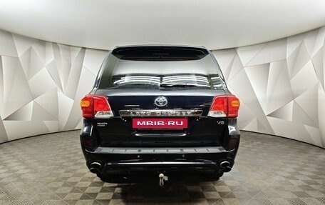 Toyota Land Cruiser 200, 2015 год, 3 097 000 рублей, 8 фотография