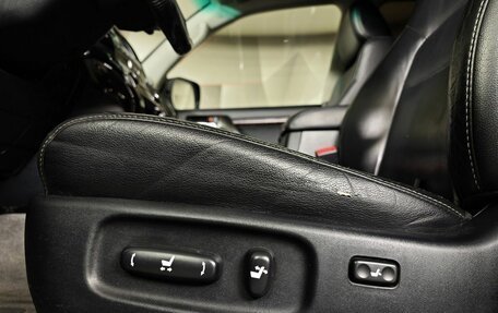 Toyota Land Cruiser 200, 2015 год, 3 097 000 рублей, 23 фотография