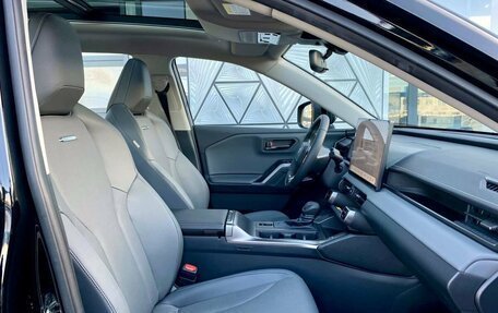 Toyota RAV4, 2025 год, 4 370 000 рублей, 27 фотография