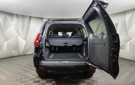 Toyota Land Cruiser Prado 150 рестайлинг 2, 2018 год, 5 450 000 рублей, 12 фотография