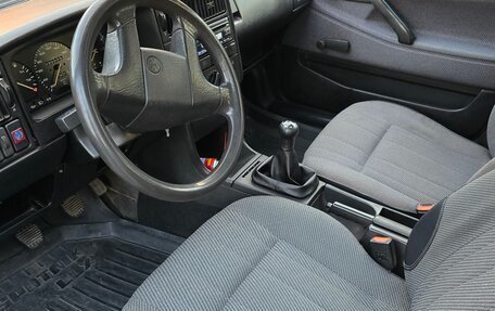Volkswagen Passat B3, 1988 год, 380 000 рублей, 21 фотография