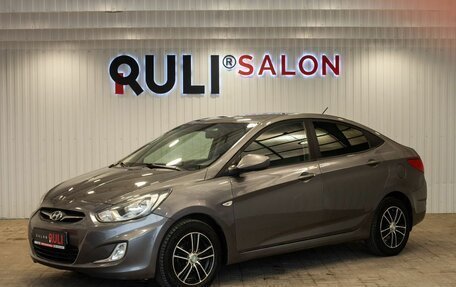 Hyundai Solaris II рестайлинг, 2011 год, 740 000 рублей, 1 фотография