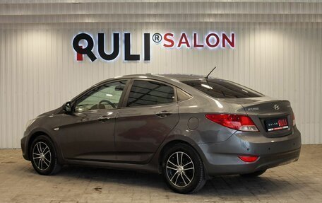 Hyundai Solaris II рестайлинг, 2011 год, 740 000 рублей, 8 фотография