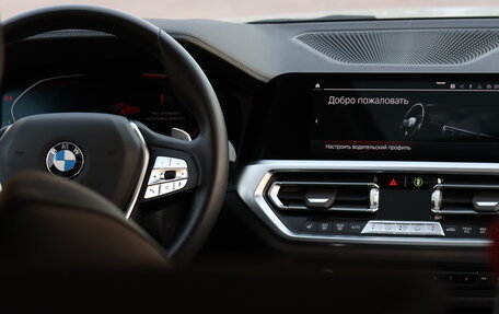 BMW 3 серия, 2021 год, 3 900 000 рублей, 10 фотография
