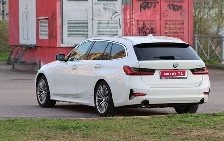 BMW 3 серия, 2021 год, 3 900 000 рублей, 4 фотография