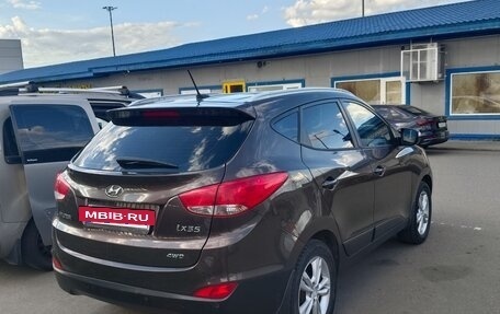 Hyundai ix35 I рестайлинг, 2013 год, 950 000 рублей, 4 фотография