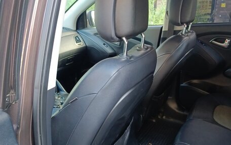 Hyundai ix35 I рестайлинг, 2013 год, 950 000 рублей, 22 фотография