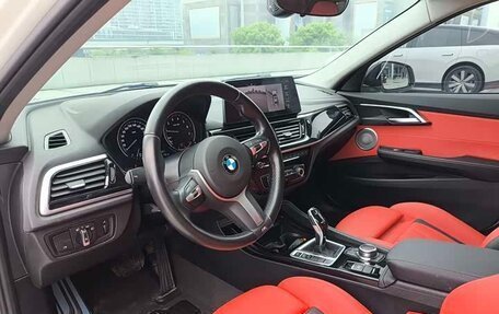 BMW 1 серия, 2022 год, 1 560 000 рублей, 18 фотография