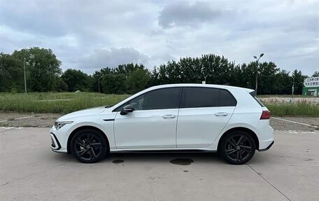 Volkswagen Golf VIII, 2022 год, 1 680 000 рублей, 5 фотография