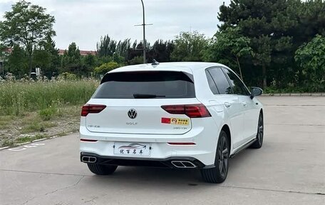Volkswagen Golf VIII, 2022 год, 1 680 000 рублей, 7 фотография