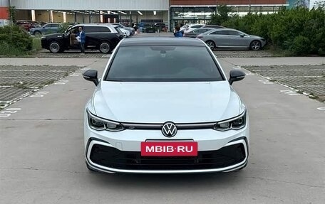 Volkswagen Golf VIII, 2022 год, 1 680 000 рублей, 3 фотография