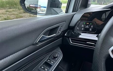 Volkswagen Golf VIII, 2022 год, 1 680 000 рублей, 12 фотография