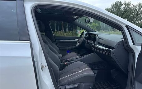 Volkswagen Golf VIII, 2022 год, 1 680 000 рублей, 17 фотография