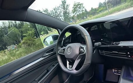 Volkswagen Golf VIII, 2022 год, 1 680 000 рублей, 22 фотография