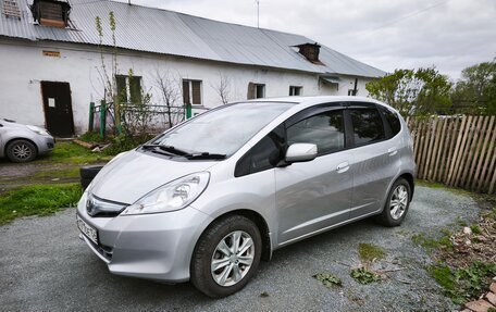Honda Fit III, 2010 год, 720 000 рублей, 5 фотография