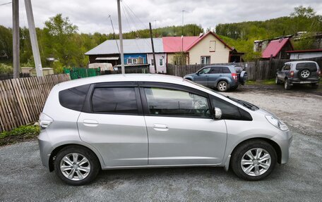 Honda Fit III, 2010 год, 720 000 рублей, 10 фотография