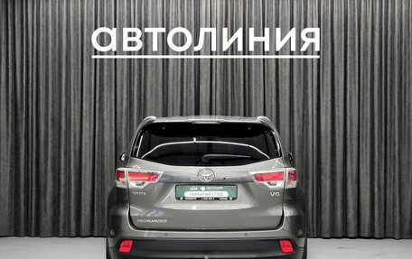 Toyota Highlander III, 2014 год, 2 649 000 рублей, 5 фотография