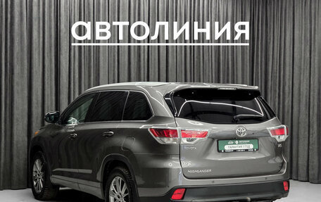 Toyota Highlander III, 2014 год, 2 649 000 рублей, 4 фотография