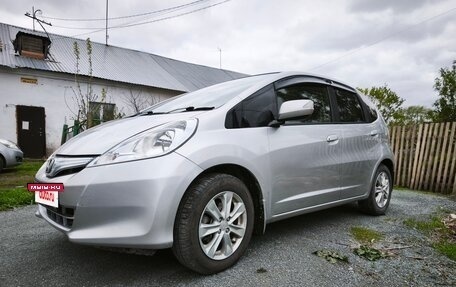 Honda Fit III, 2010 год, 720 000 рублей, 3 фотография