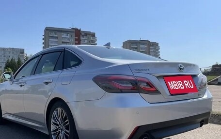 Toyota Crown, 2022 год, 3 800 000 рублей, 13 фотография