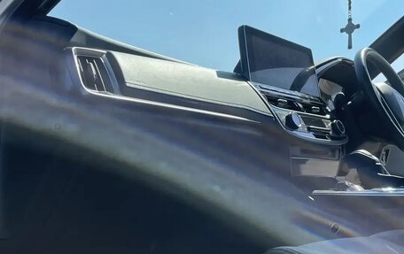 Toyota Crown, 2022 год, 3 800 000 рублей, 20 фотография