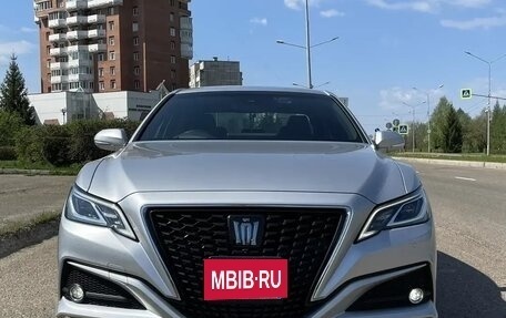 Toyota Crown, 2022 год, 3 800 000 рублей, 16 фотография