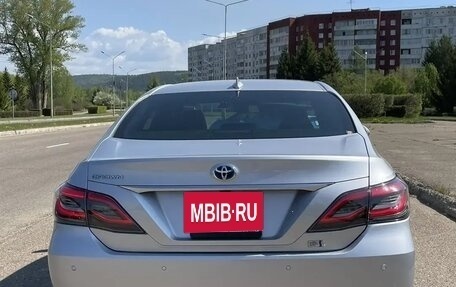 Toyota Crown, 2022 год, 3 800 000 рублей, 14 фотография