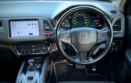 Honda Vezel, 2014 год, 1 350 000 рублей, 16 фотография