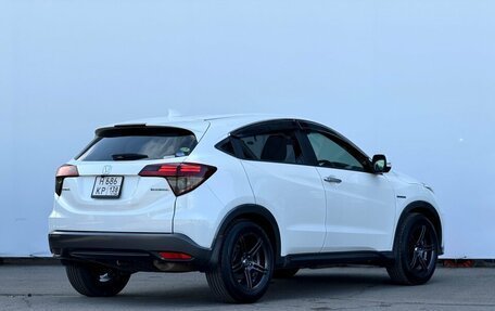 Honda Vezel, 2014 год, 1 350 000 рублей, 14 фотография