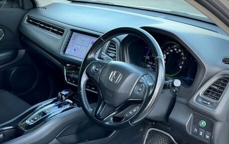 Honda Vezel, 2014 год, 1 350 000 рублей, 17 фотография