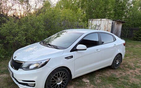 KIA Rio III рестайлинг, 2015 год, 680 000 рублей, 3 фотография