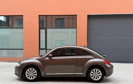 Volkswagen Beetle, 2016 год, 1 099 222 рублей, 8 фотография