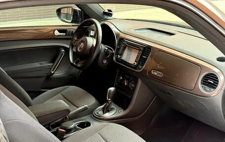 Volkswagen Beetle, 2016 год, 1 099 222 рублей, 9 фотография