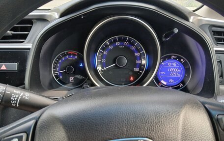 Honda Fit III, 2018 год, 1 150 000 рублей, 6 фотография