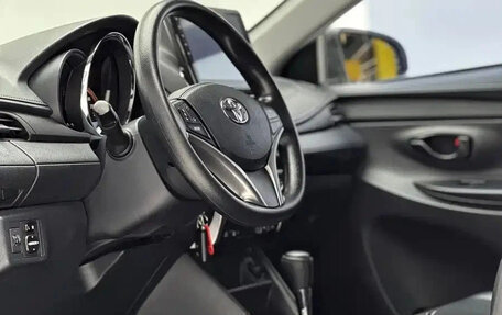 Toyota Yaris XP150 рестайлинг, 2022 год, 1 128 018 рублей, 11 фотография