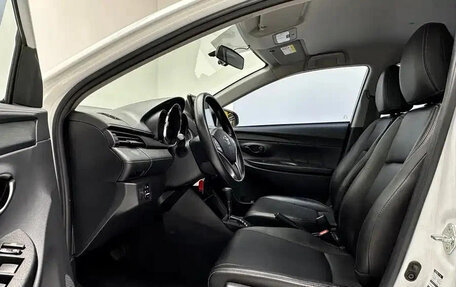 Toyota Yaris XP150 рестайлинг, 2022 год, 1 128 018 рублей, 10 фотография