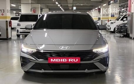 Hyundai Elantra, 2024 год, 1 720 000 рублей, 2 фотография