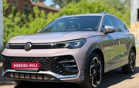 Volkswagen Tiguan, 2024 год, 4 450 000 рублей, 2 фотография