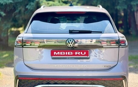 Volkswagen Tiguan, 2024 год, 4 450 000 рублей, 4 фотография