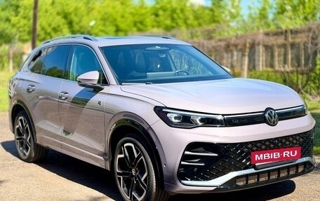 Volkswagen Tiguan, 2024 год, 4 450 000 рублей, 6 фотография
