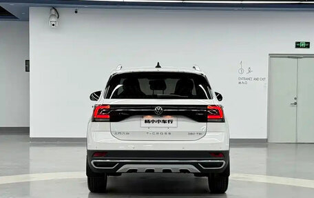 Volkswagen T-Cross I, 2022 год, 1 440 000 рублей, 6 фотография