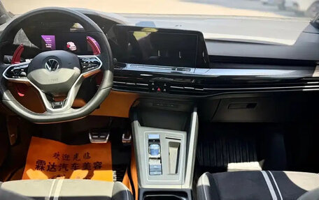 Volkswagen Golf VIII, 2023 год, 2 043 192 рублей, 19 фотография