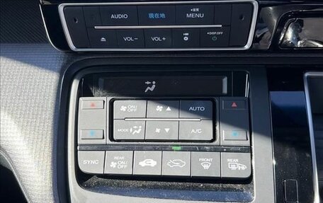 Honda Stepwgn IV, 2021 год, 1 770 007 рублей, 18 фотография