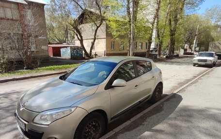 Renault Megane III, 2011 год, 440 000 рублей, 2 фотография